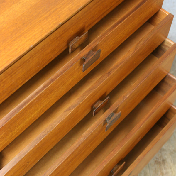 mid_century_vintage_teak_kofod_larsen_g_plan_chest_drawers