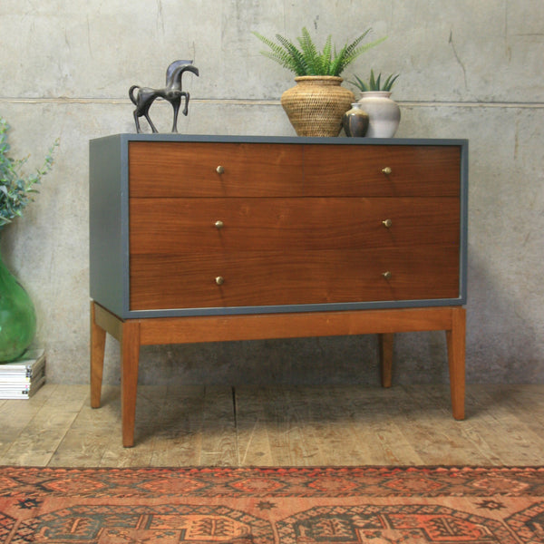 mid_century_vintage_uniflex_chest_of_drawers