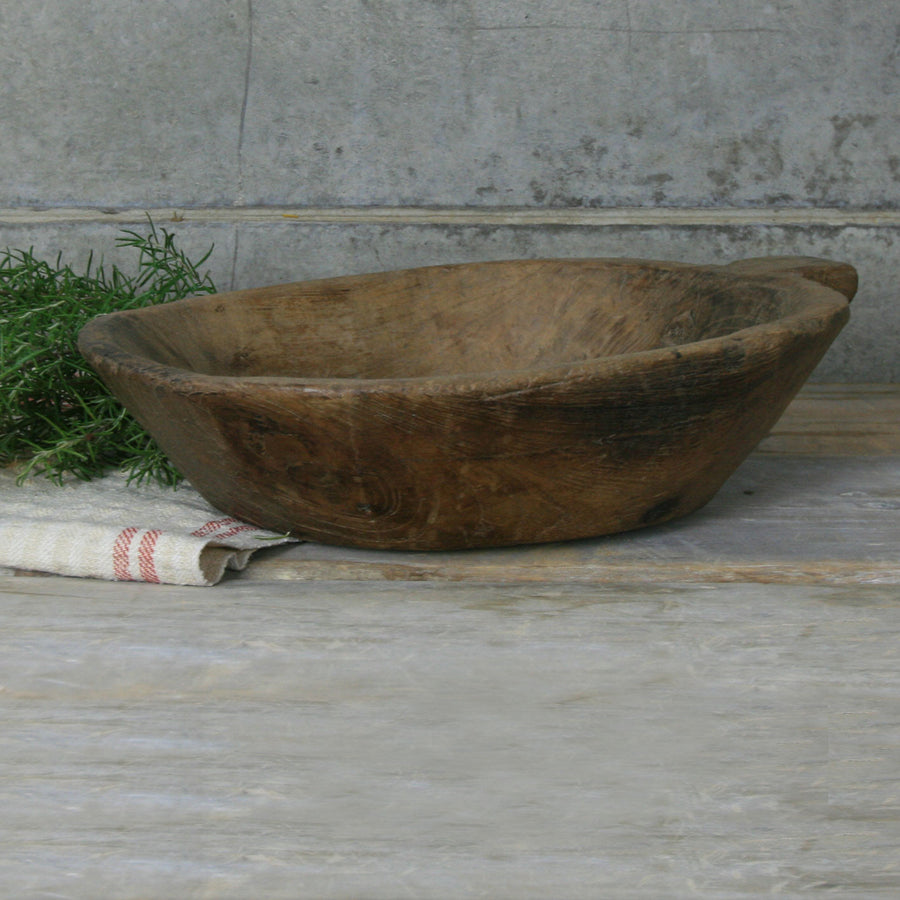 primitive_wooden_dough_bowl.6