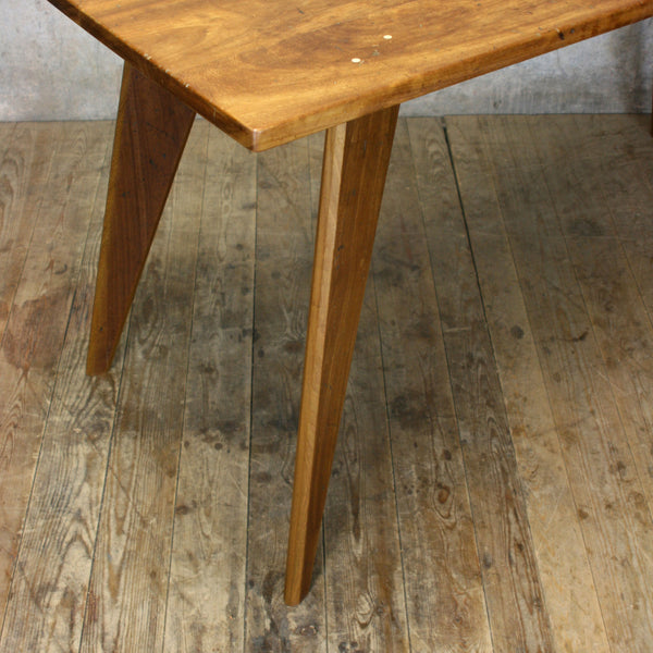 reclaimed_iroko_desk_table