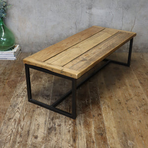 rustic_reclaimed_timber_steel_industrial_coffee_table