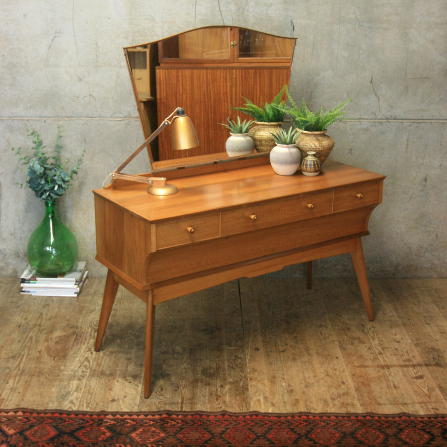 vintage_alfred_cox_walnut_dressing_table