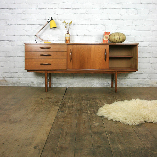 Vintage Mid Century Teak Sideboard/Media Cabinet
