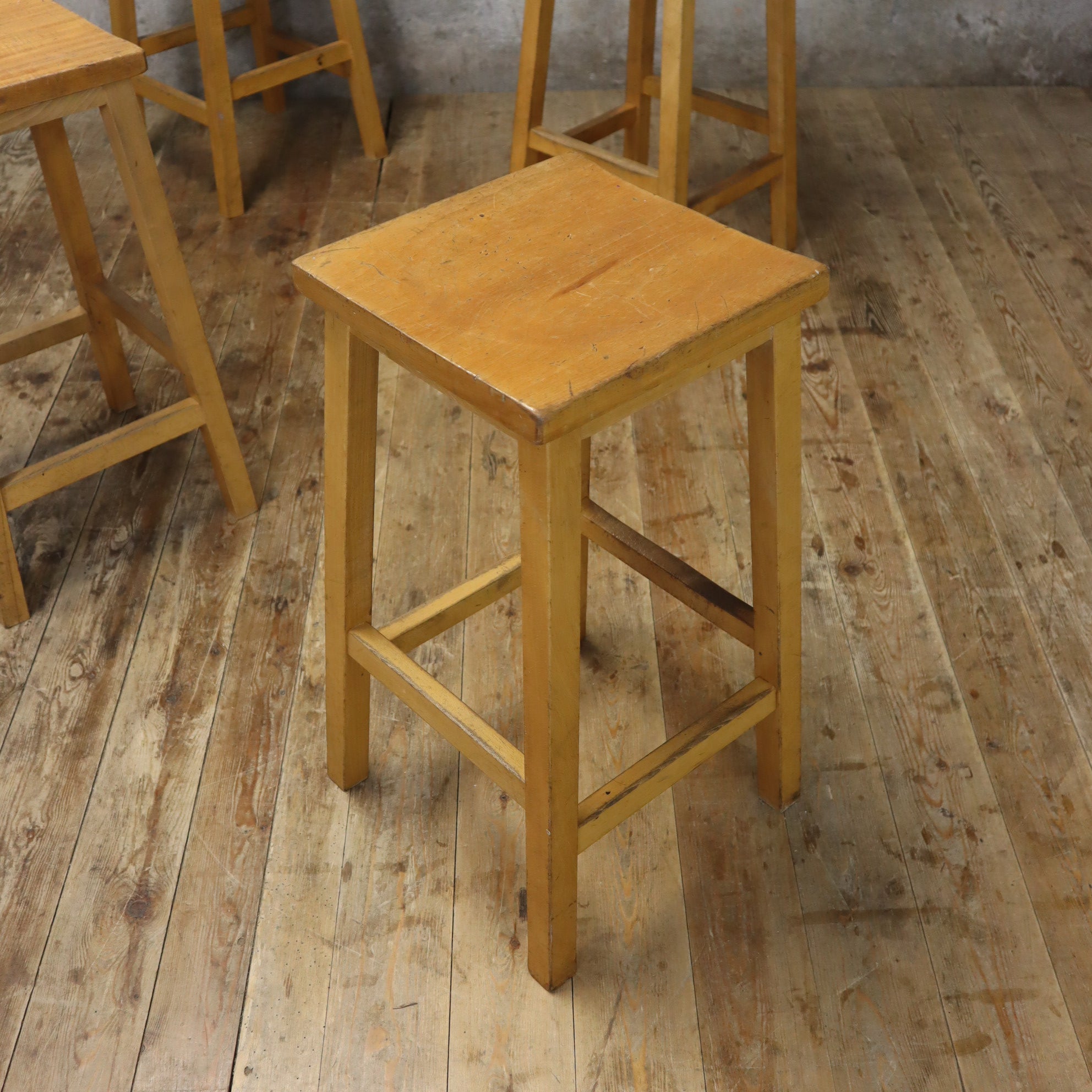 X4 (Four) Vintage School Wooden Lab Stools – 1401a – Mustard Vintage