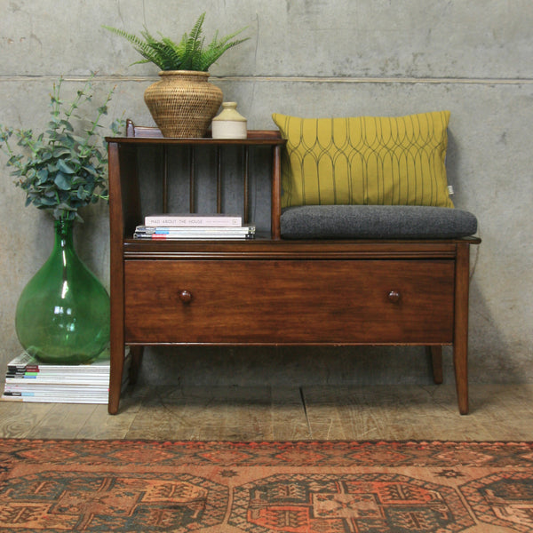 vintage_chippy_heath_telephone_seat