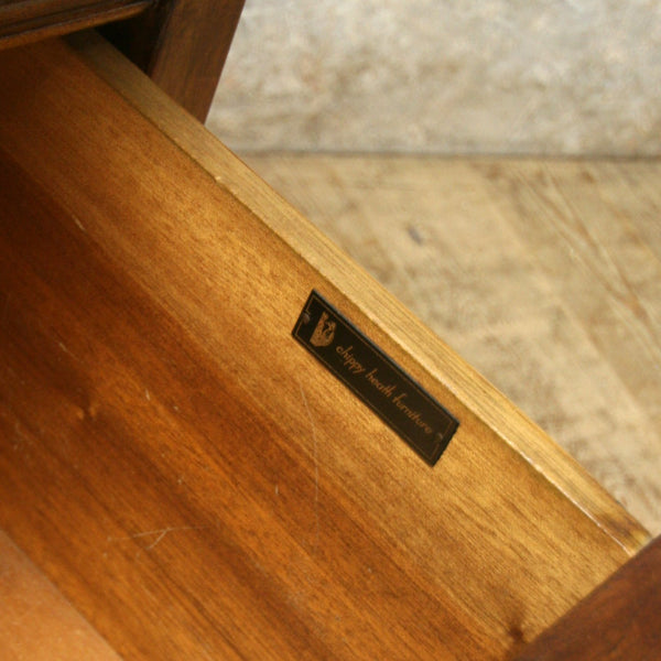 vintage_chippy_heath_telephone_seat