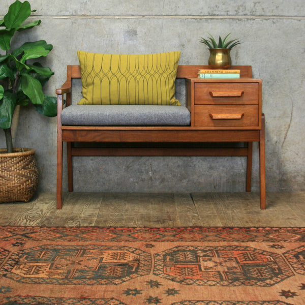 vintage_chippy_heath_telephone_seat
