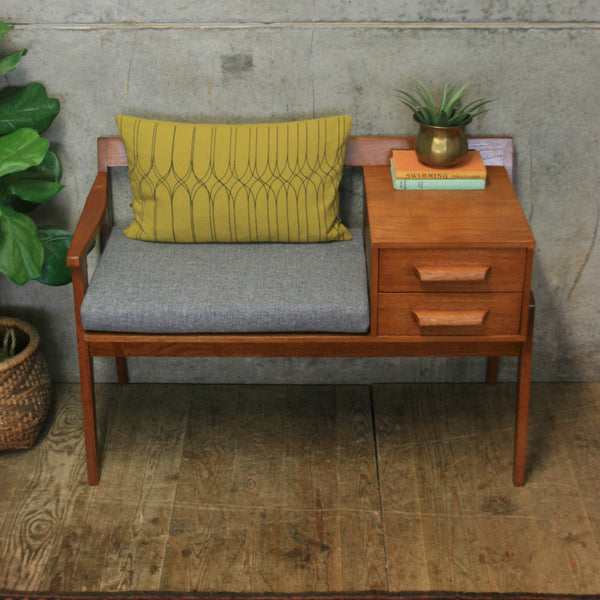 vintage_chippy_heath_telephone_seat