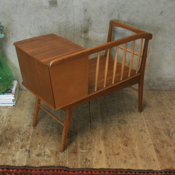 vintage_chippy_heath_walnut_telephone_seat_table
