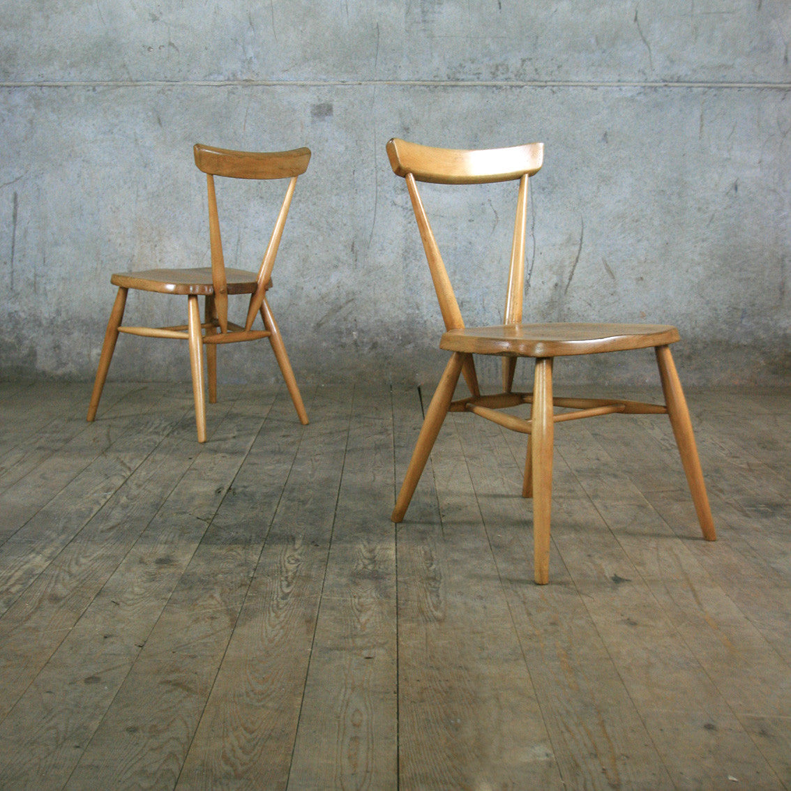 1 x Mid Century Ercol 392 Junior Stacking Chair – Mustard Vintage