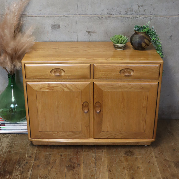 Vintage Ercol 3816 Windsor Sideboard / Cabinet – 1706a