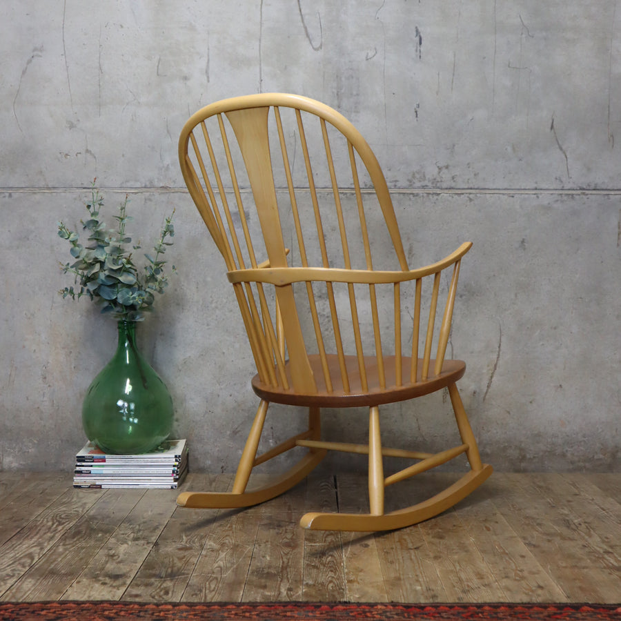 Vintage Ercol Chairmakers Rocking Chair – 2207b