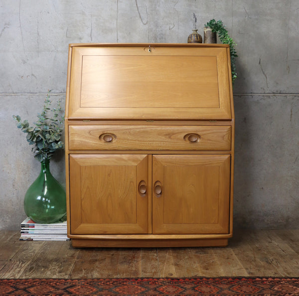 vintage_ercol_elm_windsor_bureau_drinks_cabinet