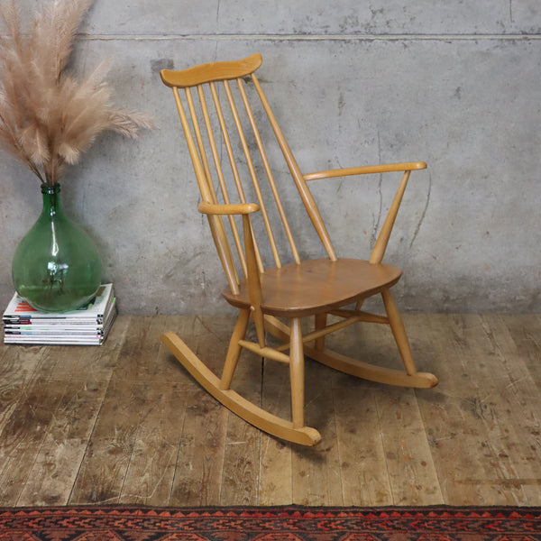 vintage_ercol_goldsmith_435_rocking_chair