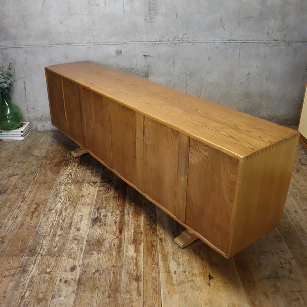 Rare Vintage Ercol Grand Windsor Sideboard – 1008g