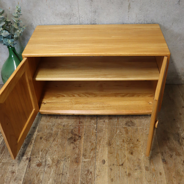 vintage_ercol_windsor_cabinet_design_1005_elm