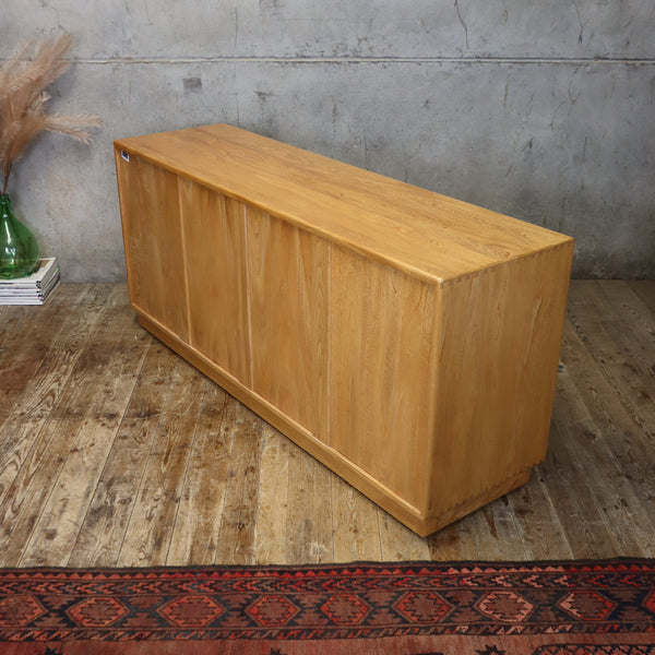 Vintage Ercol Windsor Sideboard – 2810j