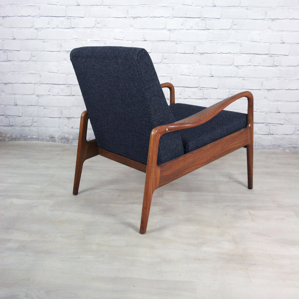 Greaves & Thomas Mid Century Armchair (1 of 2)