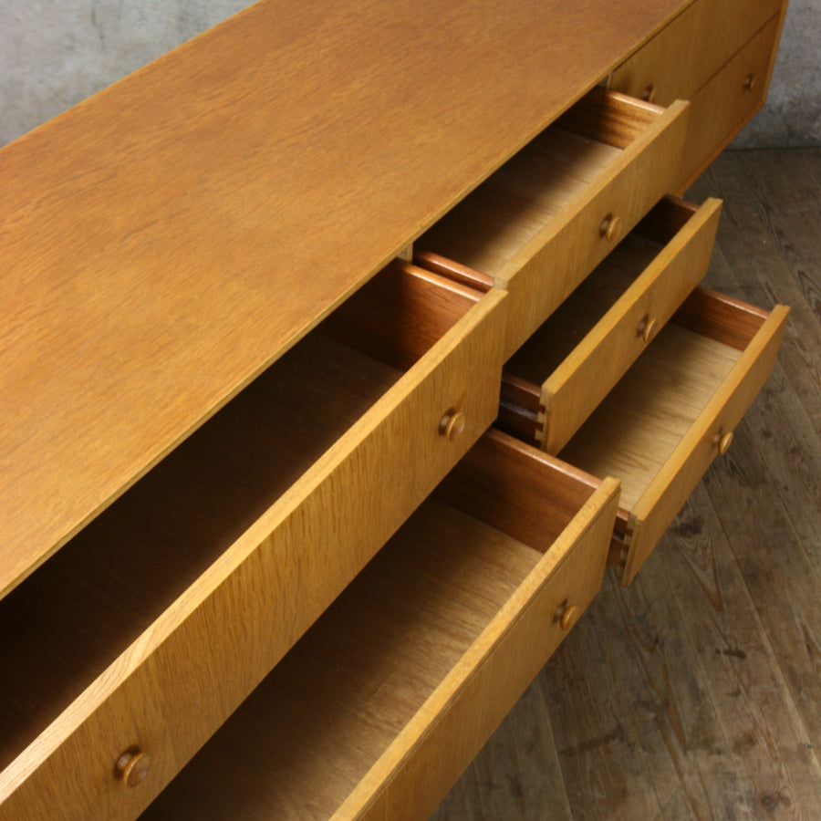 vintage_meredew_mid_century_oak_chest_drawers_sideboard