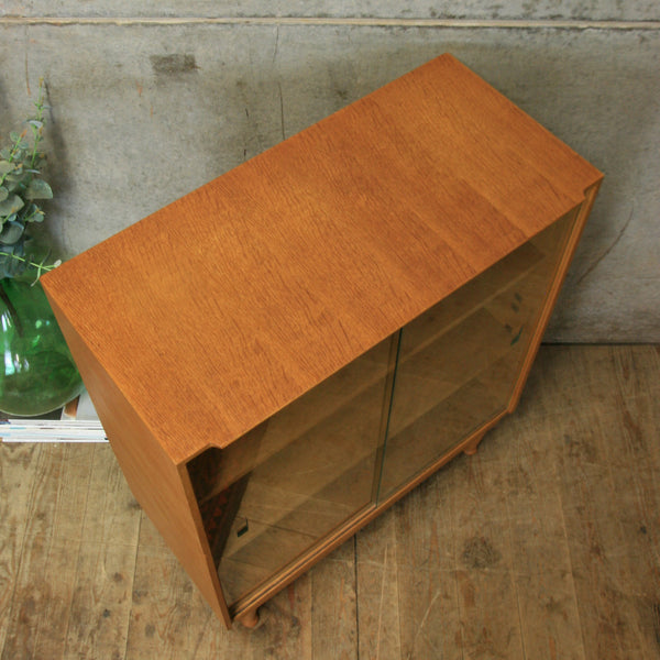 vintage_meredew_oak_display_cabinet_bookcase