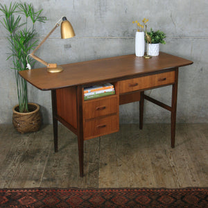 vintage_mid_century_danish_teak_desk.7