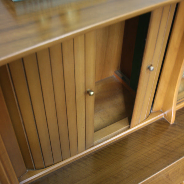 vintage_mid_century_drinks_cabinet_bar_sideboard