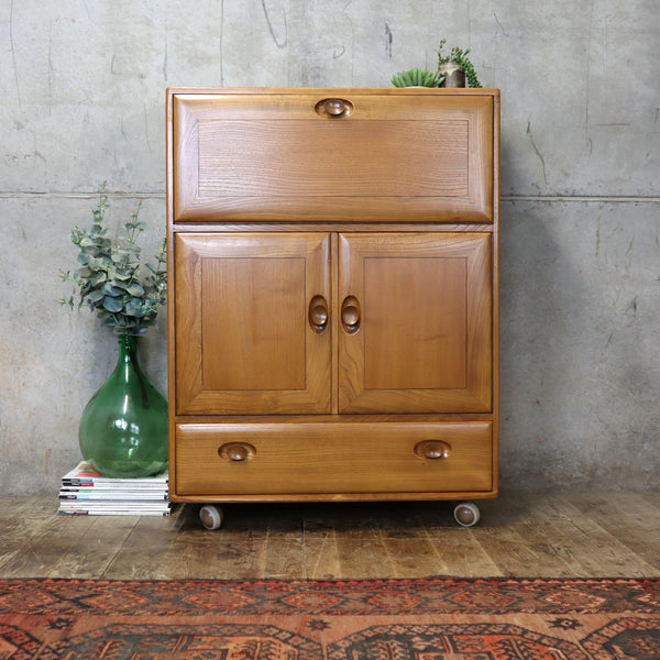 vintage_mid_century_ercol_elm_drinks_cabinet_cupboard