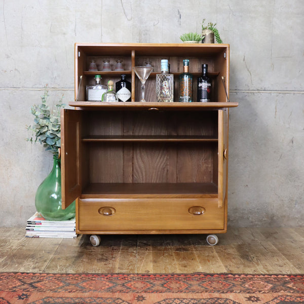 Mid Century Ercol Windsor Drinks Cabinet - 1401d