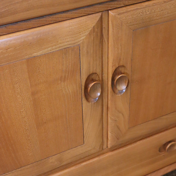 vintage_mid_century_ercol_elm_drinks_cabinet_cupboard