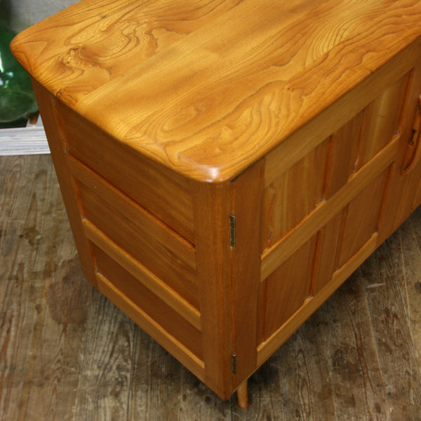vintage_mid_century_ercol_ercolani_elm_sideboard