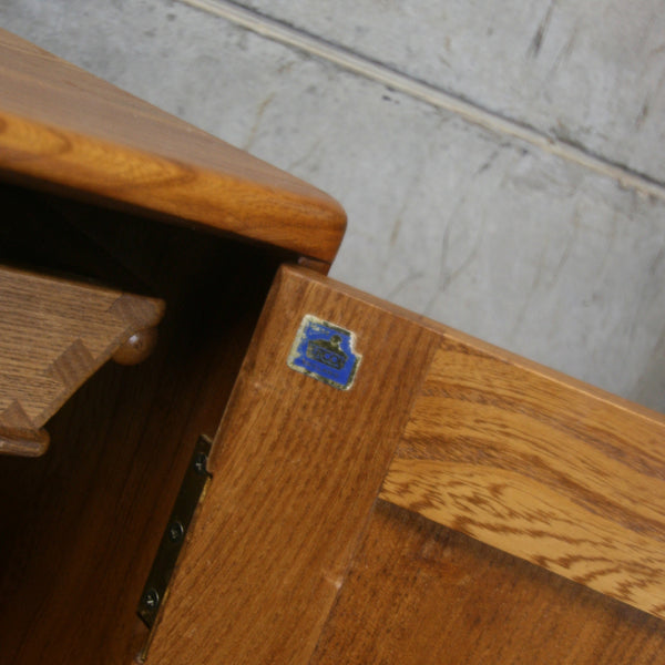 vintage_mid_century_ercol_sideboard_elm