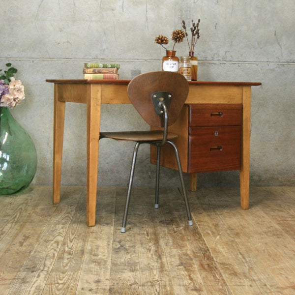 vintage_mid_century_kandya_school_desk