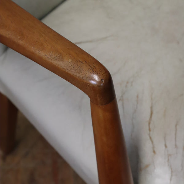 vintage_mid_century_leather_armchair_teak
