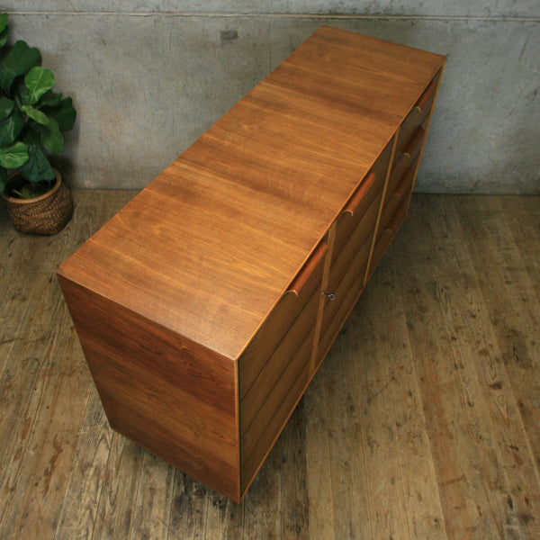 vintage_mid_century_meredew_sideboard