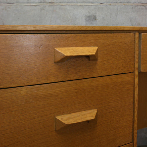 vintage_mid_century_sylvia_reid_stag_concord_desk