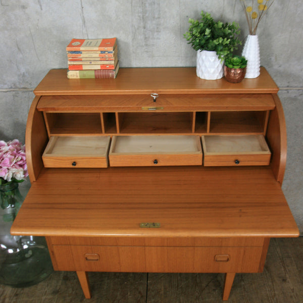 vintage_mid_century_teak_roll_top_ostergaad_bureau_desk