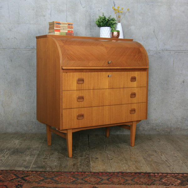 vintage_mid_century_teak_roll_top_ostergaad_bureau_desk
