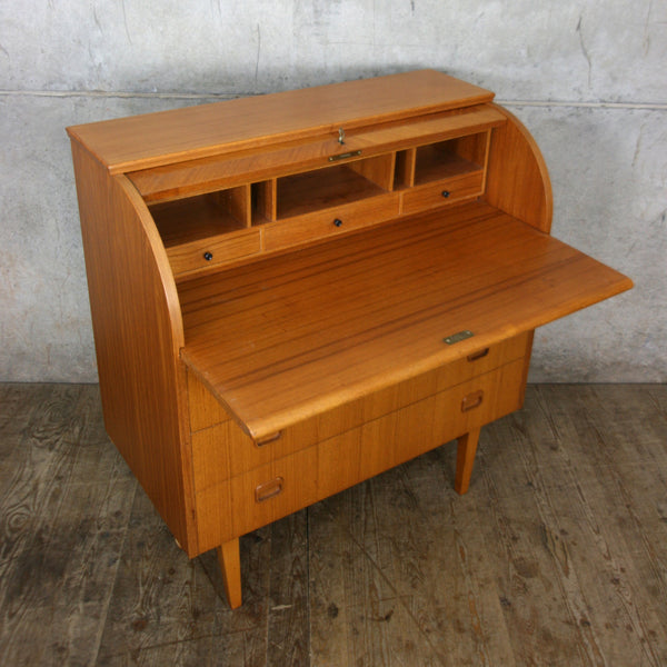 vintage_mid_century_teak_roll_top_ostergaad_bureau_desk