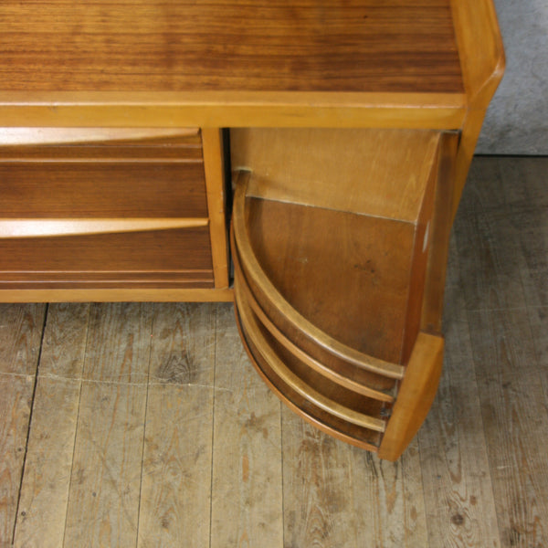 Mid Century Walnut Sideboard / Dressing Table 08/18