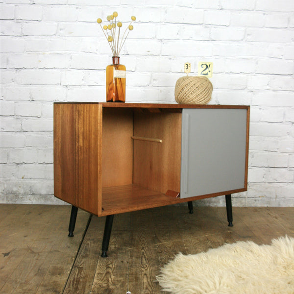 midcentury_teak_1950s_cabinet