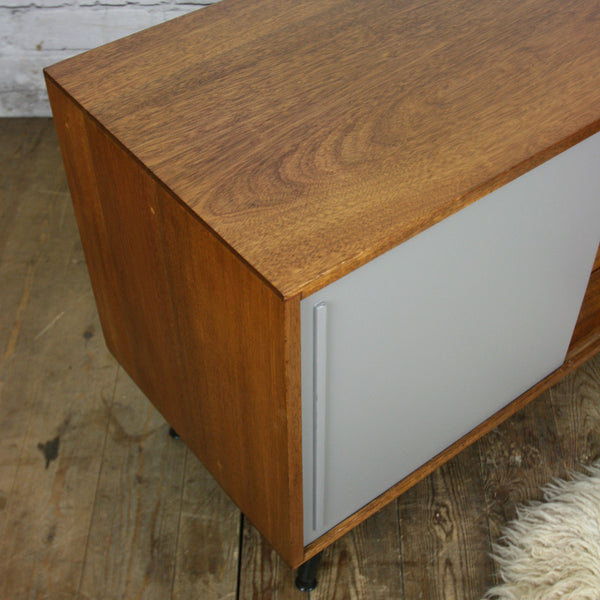 midcentury_teak_1950s_cabinet