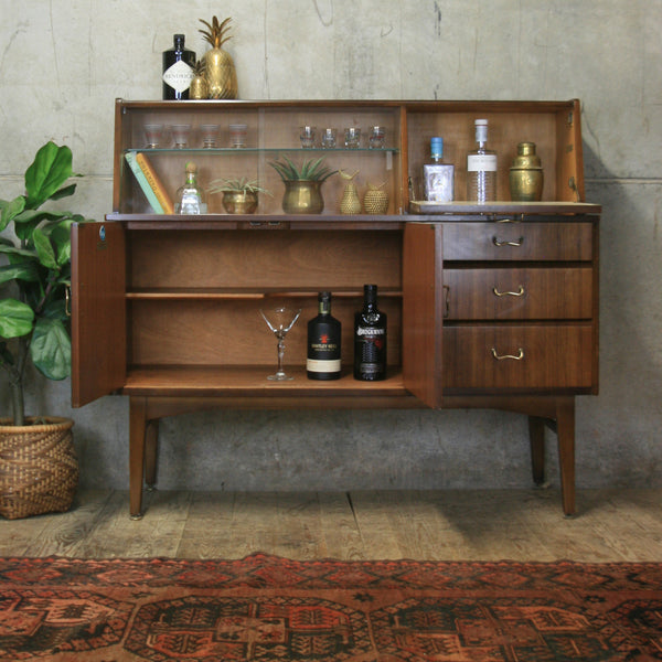 Mid Century Drinks Cabinet / Sideboard – 2604d