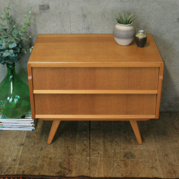 vintage_oak_avalon_yatton_chest_of_drawers