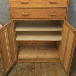 vintage_oak_cupboard_cabinet