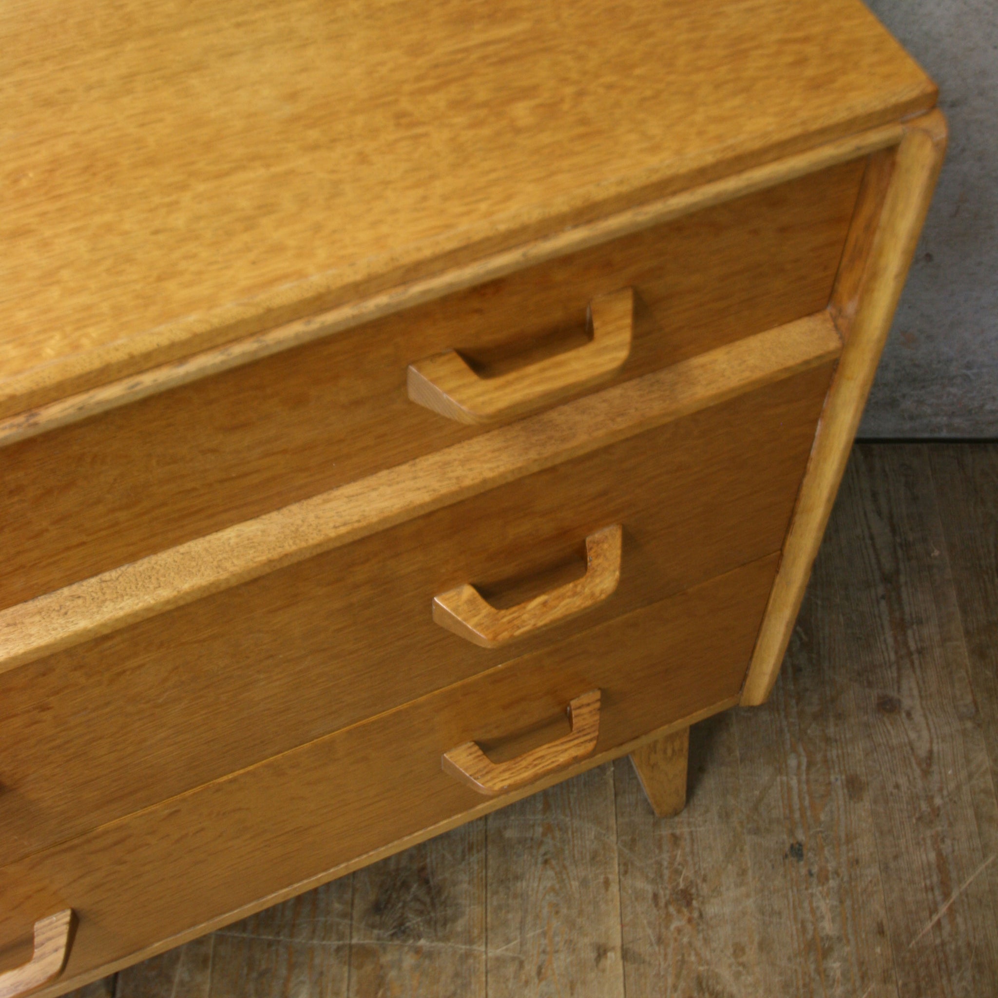 Mid Century GPlan Oak Brandon Chest of Drawers 2109f Mustard Vintage