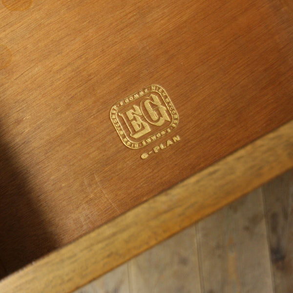 vintage_oak_g_plan_brandon_vanity_drawers