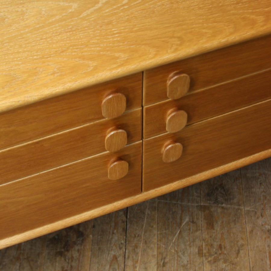 vintage_oak_meredew_chest_drawers_sideboard