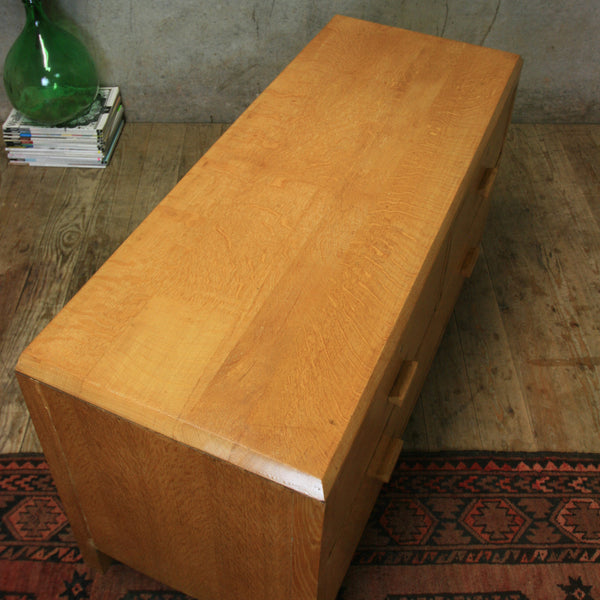 vintage_oak_rustic_chest_of_drawers