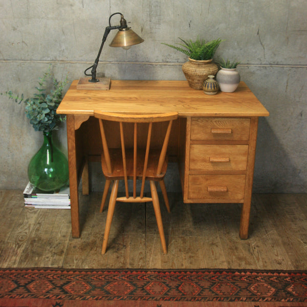 vintage_oak_rustic_school_desk