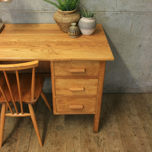 vintage_oak_rustic_school_desk